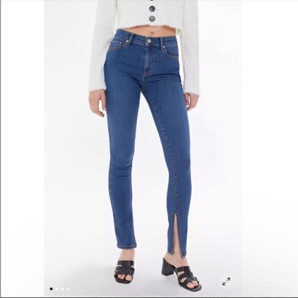 Urban Outfitters BDG Twig Split Ankle Mid-Rise Skinny Jean - Picture 1 of 14